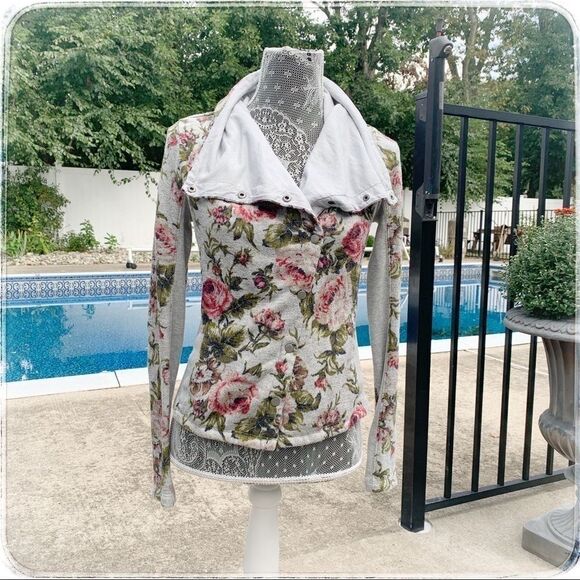 Anthropologie Saturday Sunday top - Picture 1 of 5